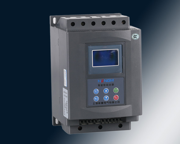 NMJR6中文顯示電機(jī)軟啟動(dòng)器采用智能化液晶中文控制；以單片機(jī)為智能中心，可控硅模塊為執(zhí)行元件對(duì)電動(dòng)機(jī)進(jìn)行全自動(dòng)控制。它適用各種負(fù)載的鼠籠型異步電動(dòng)機(jī)控制，使電…